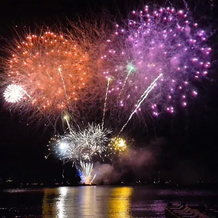 30m2 Vue Terrasse A 1min Des Plages Apartment *